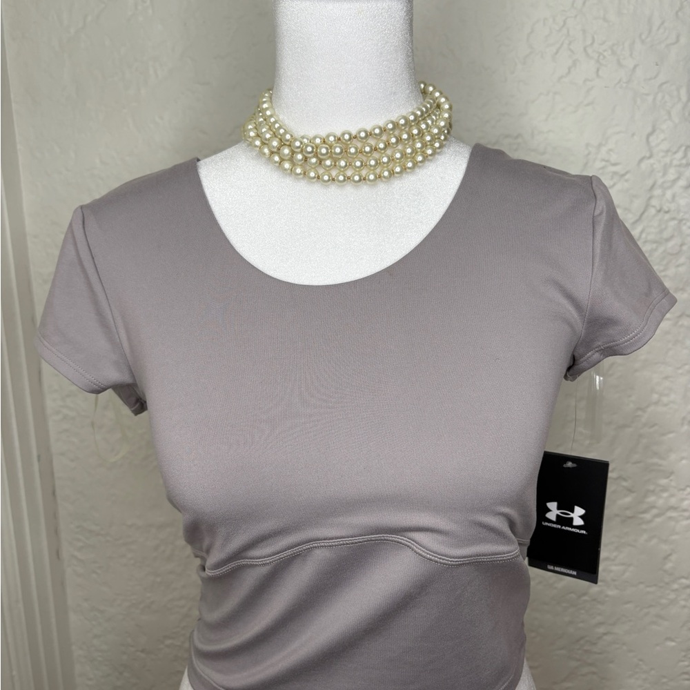 Under Armour Women's Short Sleeve Top in Light Gray
